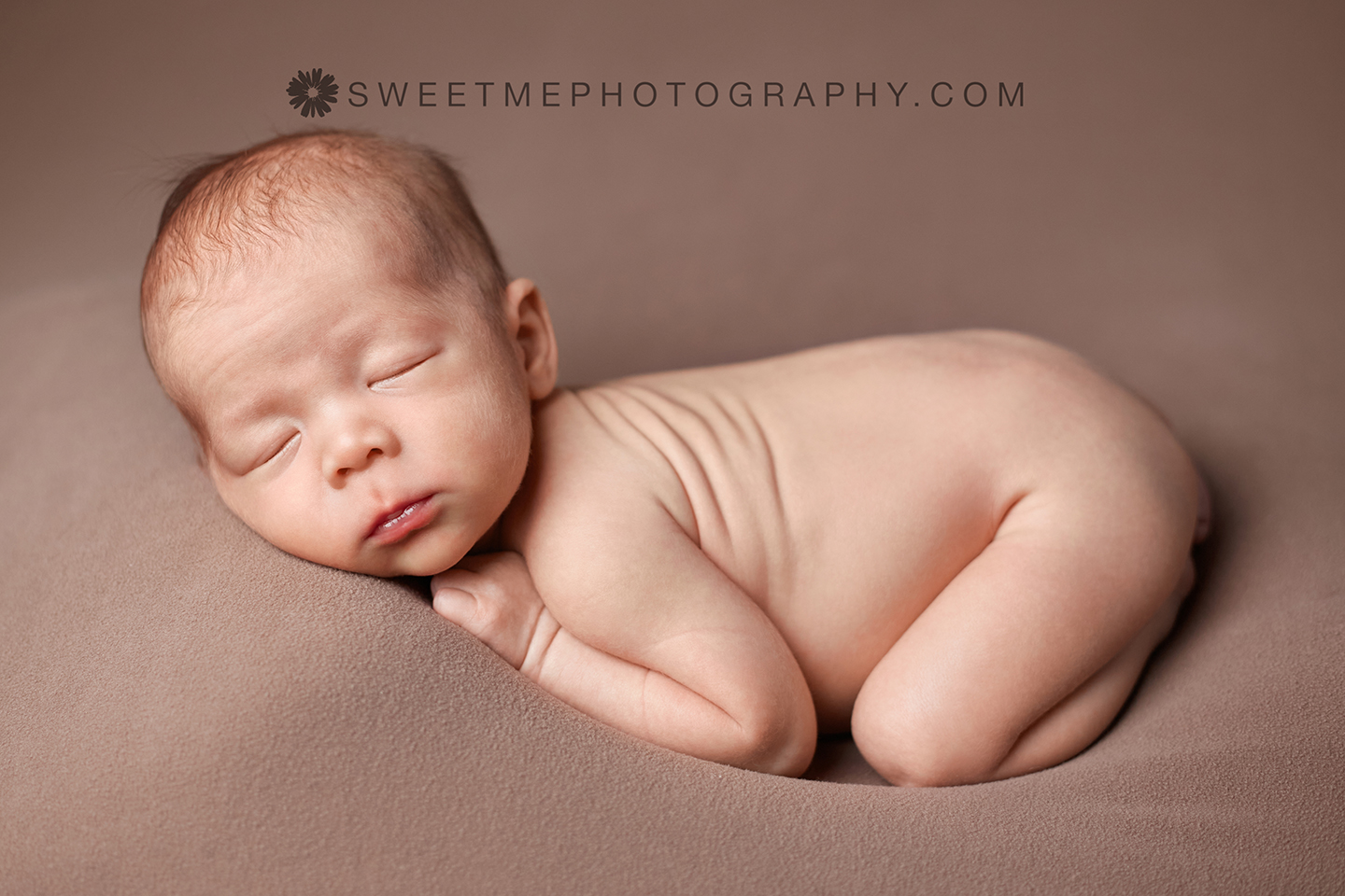 105277HEADLAM120522NYNJ-7