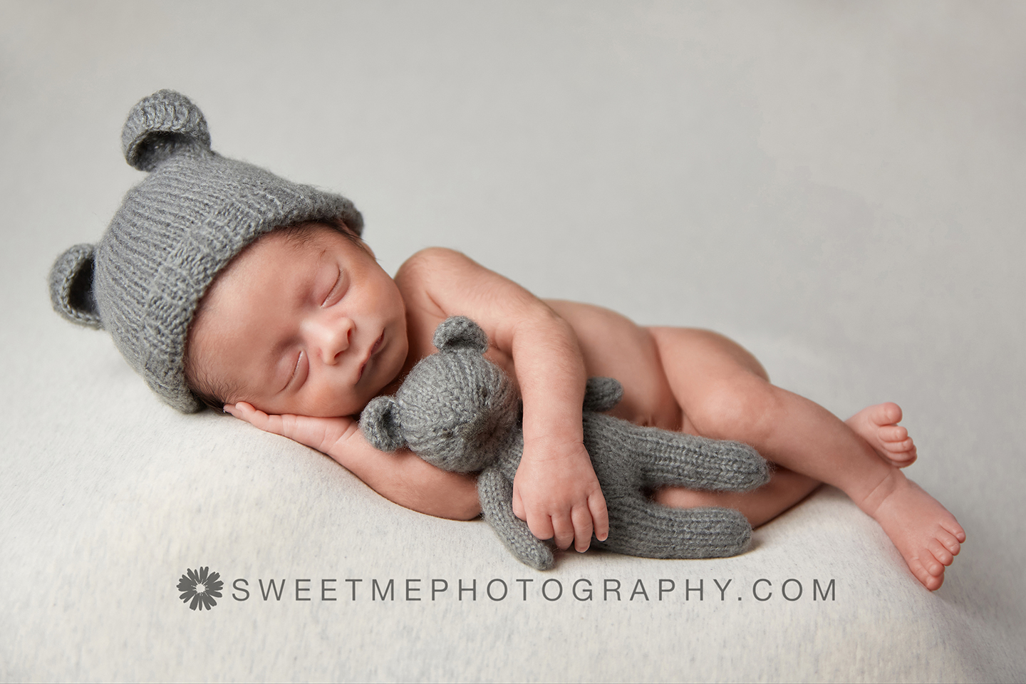 89550LEON081622NYNJ-22